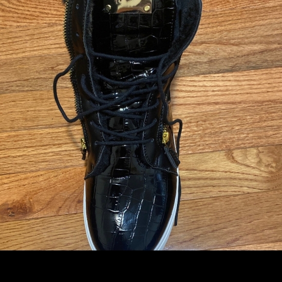 ***SOLD****Giuseppe Zanotti fashion sneakers - Picture 13 of 13